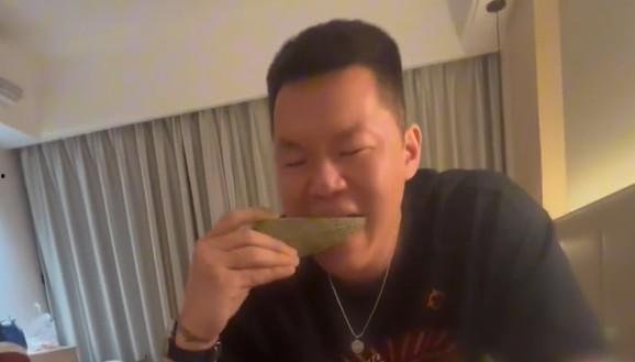 吃瓜吃不过来的视频,揭秘海量视频背后的精彩瞬间